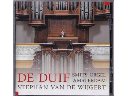 Stephan van de Wijgert bespeelt het Smits-orgel van De Duif te Amsterdam